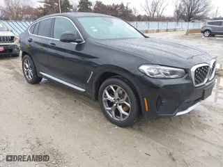 2022 BMW X4 xDrive30i with VIN 5UX33DT05N9L93440, listed as a IAAI auction lot 41721799 with 47,378 mi miles. Bid and sale history available at carsss.com. Image 1.