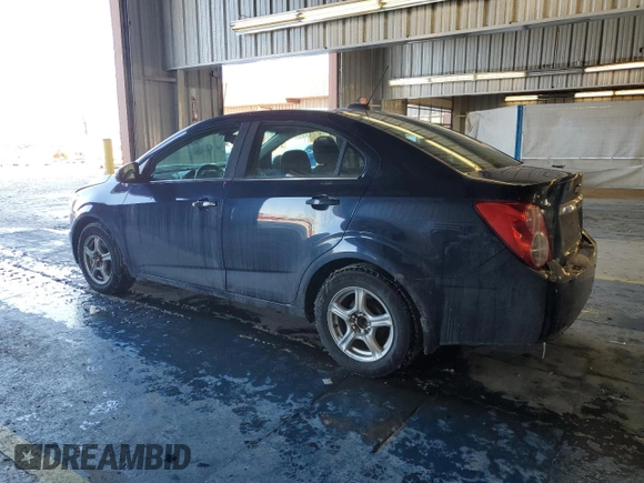 2015 Chevrolet Sonic LT z VIN 1G1JC5SH0F4191697, wystawiony jako Copart lot #88711955 z przebiegiem 126 569 mil mil oraz Szkoda całkowita • Salvage title. Historia ofert i sprzedaży dostępna na DreamBid. Obrazek 2.