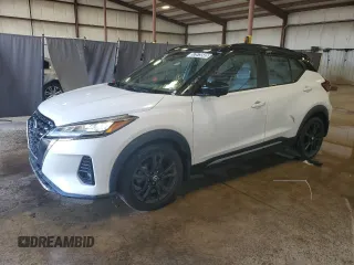 2021 Nissan Kicks SR z VIN 3N1CP5DV4ML511959, wystawiony jako Copart lot #57573545 z przebiegiem 75 923 mil mil oraz Czysty tytuł • Clean title. Historia ofert i sprzedaży dostępna na DreamBid. Obrazek 1.