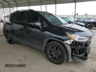 2020 Chevrolet Trax LT with VIN KL7CJLSB7LB350600, listed as a Copart auction lot 43282985 with 77,116 mi miles and Salvage Title. Bid and sale history available at DreamBid. Image 4.