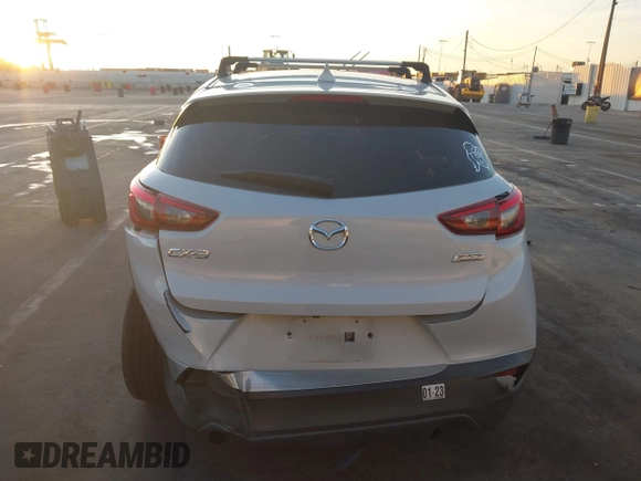 2018 Mazda CX-3 Sport with VIN JM1DKDB72J0305708, listed as a IAAI auction lot 40915983 with 65,324 mi miles. Bid and sale history available at carsss.com. Image 16.