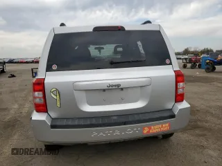 2008 Jeep Patriot Sport with VIN 1J8FT28W98D759975, listed as a Copart auction lot 49993605 with 0 mi miles and Salvage Title. Bid and sale history available at carsss.com. Image 6.