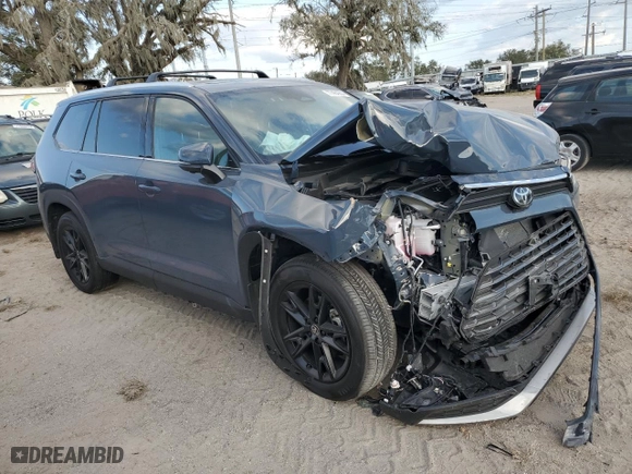 2024 Toyota Grand Highlander Hybrid MAX Limited with VIN 5TDADAB50RS009590, listed as a Copart auction lot 77404204 with 4,018 mi miles and Salvage Title. Bid and sale history available at carsss.com. Image 4.