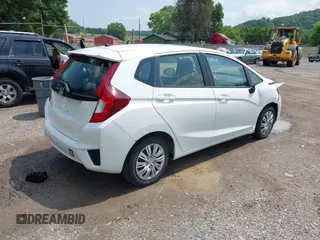 2016 Honda Fit LX с VIN JHMGK5H58GX018347, выставлен на аукционе IAAI как лот 42469807 с пробегом 110 902 миль миль и . История ставок и продаж доступна на DreamBid. Изображение 4.