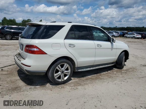 2013 Mercedes-Benz M 350 z VIN 4JGDA5JBXDA136675, wystawiony jako Copart lot #61137725 z przebiegiem 123 380 mil mil oraz Szkoda całkowita • Salvage title. Historia ofert i sprzedaży dostępna na DreamBid. Obrazek 3.