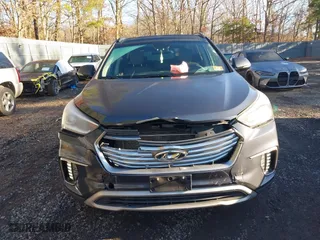 2017 Hyundai Santa Fe Limited Ultimate with VIN KM8SRDHF6HU180728, listed as a IAAI auction lot 41216266 with 113,226 mi miles. Bid and sale history available at carsss.com. Image 12.