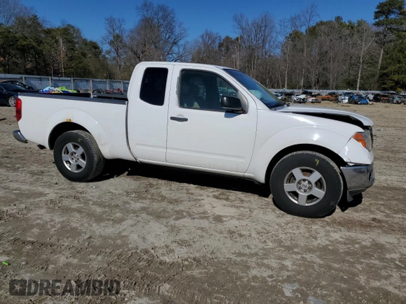 2007 Nissan Frontier SE z VIN 1N6AD06U97C410014, wystawiony jako Copart lot #46402375 z przebiegiem 172 136 mil mil oraz Szkoda całkowita • Salvage title. Historia ofert i sprzedaży dostępna na DreamBid. Obrazek 4.