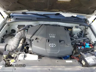 2007 Toyota 4Runner SR5 with VIN JTEZU14R178074304, listed as a IAAI auction lot 42159580 with 190,224 mi miles and . Bid and sale history available at DreamBid. Image 10.