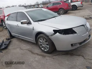 2012 Lincoln MKZ with VIN 3LNHL2GC9CR832684, listed as a IAAI auction lot 41833361 with 1 mi miles. Bid and sale history available at carsss.com. Image 1.