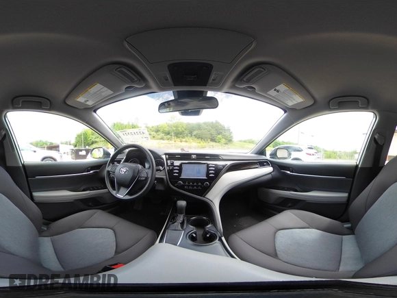 2019 Toyota Camry LE z VIN 4T1B11HKXKU786639, wystawiony jako IAAI lot #42212321 z przebiegiem 82 843 mil mil oraz . Historia ofert i sprzedaży dostępna na DreamBid. Obrazek 18.