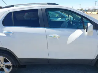 2015 Chevrolet Trax LTZ with VIN 3GNCJTSB2FL232354, listed as a IAAI auction lot 41701356 with 126,947 mi miles. Bid and sale history available at carsss.com. Image 13.