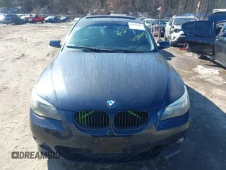 2008 BMW 5 Series 550i with VIN WBANW53538CT48083, listed as a IAAI auction lot 41531003 with 186,943 mi miles. Bid and sale history available at carsss.com. Image 12.