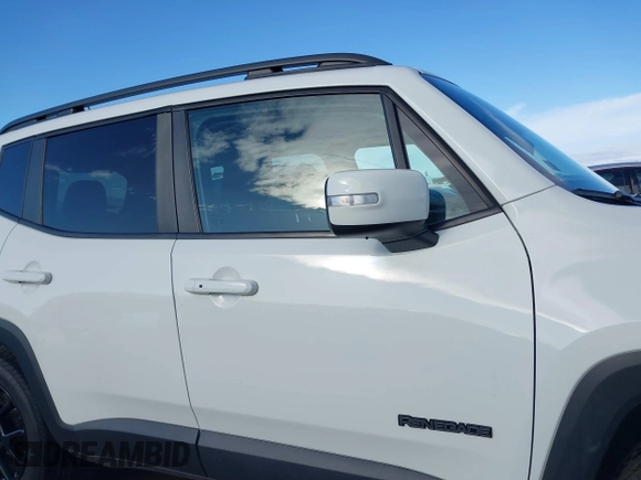 2020 Jeep Renegade Altitude with VIN ZACNJABB2LPL28670, listed as a IAAI auction lot 41795518 with 44,148 mi miles and . Bid and sale history available at DreamBid. Image 13.