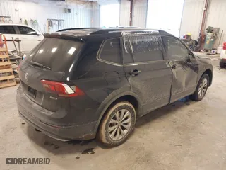 2019 Volkswagen Tiguan S with VIN 3VV0B7AX3KM182311, listed as a IAAI auction lot 41727114 with 98,035 mi miles. Bid and sale history available at carsss.com. Image 4.