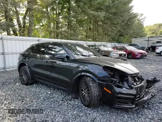 2023 Porsche Cayenne with VIN WP1BA2AY3PDA26700, listed as a Copart auction lot 72191734 with 3,492 mi miles and Salvage title. Bid and sale history available at DreamBid. Image 12.