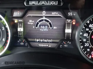 2022 Ram 2500 Laramie z VIN 3C6UR5FL2NG377414, wystawiony jako IAAI lot #41492443 z przebiegiem 100 477 mil mil oraz . Historia ofert i sprzedaży dostępna na DreamBid. Obrazek 7.