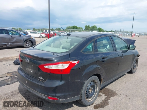2012 Ford Focus SE with VIN 1FAHP3F28CL451694, listed as a IAAI auction lot 42491774 with Not provided miles and . Bid and sale history available at DreamBid. Image 4.