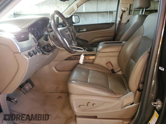 2019 GMC Yukon XL SLT Standard Edition with VIN 1GKS2JKC0KR329087, listed as a Copart auction lot 86979064 with 0 mi miles and Salvage Title. Bid and sale history available at carsss.com. Image 7.