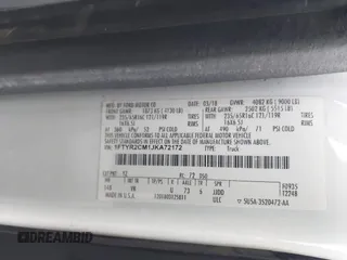 2018 Ford Transit z VIN 1FTYR2CM1JKA72172, wystawiony jako IAAI lot #41864907 z przebiegiem Nie podano mil oraz . Historia ofert i sprzedaży dostępna na DreamBid. Obrazek 9.