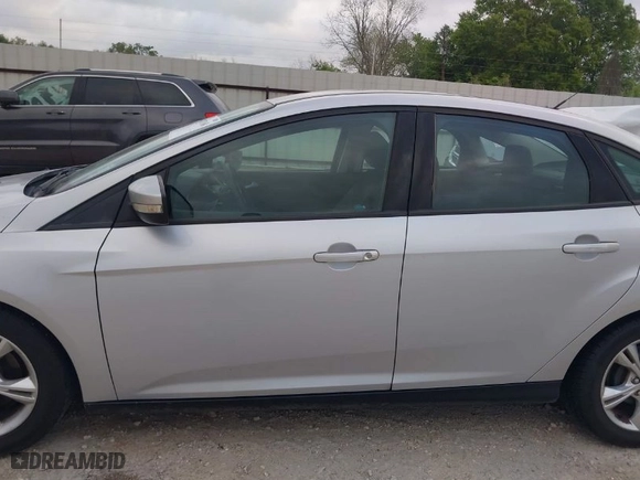2014 Ford Focus SE with VIN 1FADP3F20EL244086, listed as a IAAI auction lot 41878168 with 139,075 mi miles. Bid and sale history available at carsss.com. Image 14.