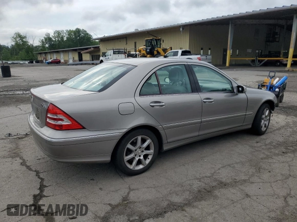 2007 Mercedes-Benz C 280 Luxury z VIN WDBRF92HX7F890445, wystawiony jako Copart lot #59967035 z przebiegiem 178 426 mil mil oraz Szkoda całkowita • Salvage title. Historia ofert i sprzedaży dostępna na DreamBid. Obrazek 3.