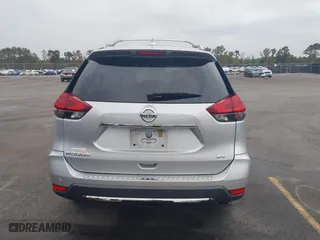 2019 Nissan Rogue SL with VIN 5N1AT2MT5KC844396, listed as a IAAI auction lot 40858867 with 28,469 mi miles. Bid and sale history available at carsss.com. Image 16.