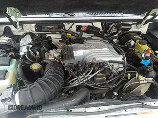 1997 Ford Explorer XLT z VIN 1FMDU35P5VUD09276, wystawiony jako IAAI lot #42221438 z przebiegiem 152 881 mil mil oraz . Historia ofert i sprzedaży dostępna na DreamBid. Obrazek 12.