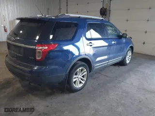 2012 Ford Explorer XLT with VIN 1FMHK8D82CGA76029, listed as a IAAI auction lot 41673120 with 170,000 mi miles. Bid and sale history available at carsss.com. Image 4.