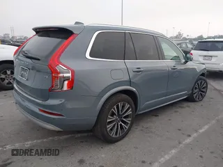 2022 Volvo XC90 Momentum with VIN YV4102CKXN1833414, listed as a IAAI auction lot 41167764 with 30,566 mi miles and . Bid and sale history available at DreamBid. Image 4.