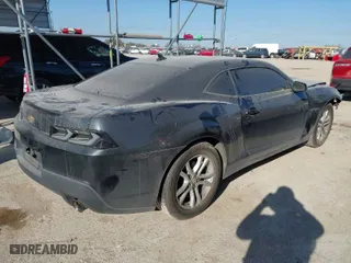 2015 Chevrolet Camaro LS with VIN 2G1FB1E35F9261709, listed as a IAAI auction lot 41768853 with 117597 miles. Bid and sale history available at carsss.com. Image 4.