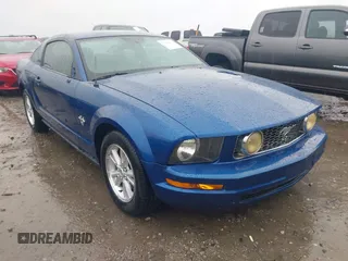 2009 Ford Mustang with VIN 1ZVHT80N795131542, listed as a IAAI auction lot 42354231 with 178,763 mi miles and . Bid and sale history available at DreamBid. Image 1.