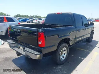 2006 Chevrolet Silverado 1500 LS with VIN 2GCEK13V561331599, listed as a IAAI auction lot 41990540 with 364,675 mi miles. Bid and sale history available at carsss.com. Image 4.