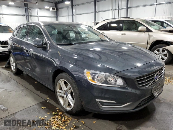 2015 Volvo V60 T5 Drive-E Premier z VIN YV140MEK4F1261731, wystawiony jako Copart lot #65625862 z przebiegiem 118 842 mil mil oraz . Historia ofert i sprzedaży dostępna na DreamBid. Obrazek 1.