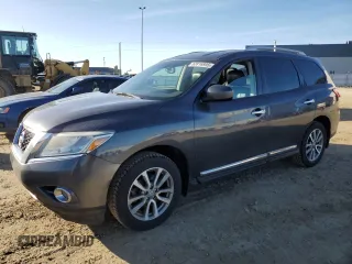2014 Nissan Pathfinder SV with VIN 5N1AR2MM1EC637001, listed as a Copart auction lot 52816895 with 245,267 mi miles and Clean Title. Bid and sale history available at carsss.com. Image 1.