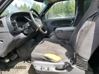 2000 Dodge 2500 z VIN 3B7KC2360YG146577, wystawiony jako Copart lot #57868995 z przebiegiem 360 637 mil mil oraz Tytuł czysty. Historia ofert i sprzedaży dostępna na DreamBid. Obrazek 7.