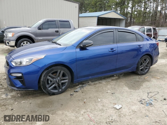 2020 Kia Forte GT-Line with VIN 3KPF34AD9LE180987, listed as a Copart auction lot 48558305 with 121,241 mi miles and Salvage Title. Bid and sale history available at carsss.com. Image 1.
