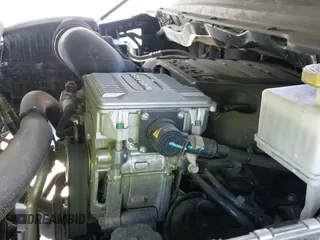 2020 Ram 1500 Big Horn z VIN 1C6SRFFT9LN308110, wystawiony jako IAAI lot #41975063 z przebiegiem 98 410 mil mil oraz . Historia ofert i sprzedaży dostępna na DreamBid. Obrazek 19.