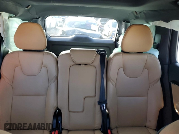 2019 Volvo XC90 Momentum with VIN YV4A22PK9K1504087, listed as a Copart auction lot 68743892 with 49,814 mi miles. Bid and sale history available at carsss.com. Image 10.