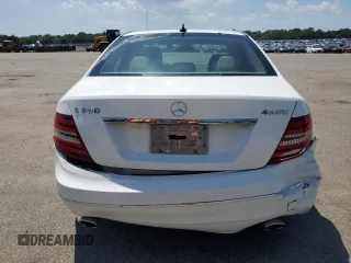 2013 Mercedes-Benz C 300 Sport с VIN WDDGF8AB2DR247801, выставлен на аукционе Copart как лот 62273505 с пробегом 163 472 миль миль и Списание • Salvage title. История ставок и продаж доступна на DreamBid. Изображение 6.