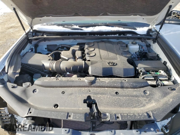 2023 Toyota 4Runner SR5 с VIN JTEMU5JR2P6142367, выставлен на аукционе Copart как лот 42366965 с пробегом 8 081 миль миль и На запчасти • Non repairable. История ставок и продаж доступна на DreamBid. Изображение 12.