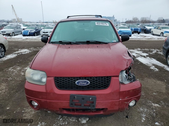 2007 Ford Escape XLT with VIN 1FMCU03167KB95618, listed as a Copart auction lot 45316575 with 173,038 mi miles and Salvage Title. Bid and sale history available at carsss.com. Image 5.