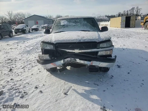 2005 Chevrolet Silverado 1500 Work Truck with VIN 1GCEC14X35Z319745, listed as a Copart auction lot 45786035 with 125,062 mi miles and Salvage Title. Bid and sale history available at carsss.com. Image 11.