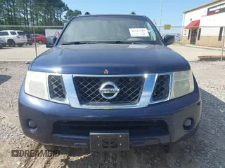 2010 Nissan Pathfinder SE z VIN 5N1AR1NNXAC605417, wystawiony jako IAAI lot #42317325 z przebiegiem 199 635 mil mil oraz . Historia ofert i sprzedaży dostępna na DreamBid. Obrazek 6.