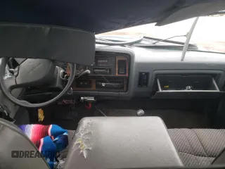 1993 Dodge D/W 250 with VIN 1B7KM26C5PS179046, listed as a Copart auction lot 84036284 with Not Provided miles and Salvage Title. Bid and sale history available at carsss.com. Image 8.
