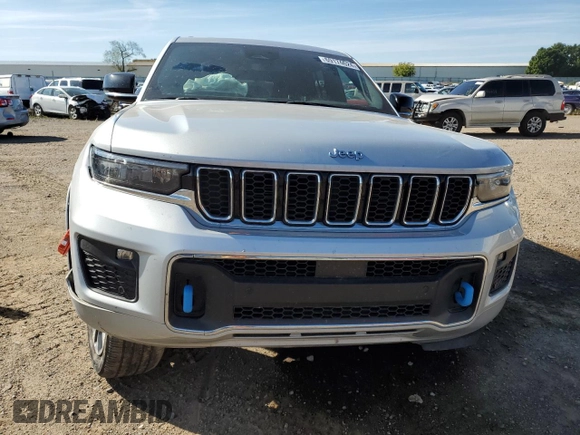 2022 Jeep Grand Cherokee Overland with VIN 1C4RJYD64N8756960, listed as a Copart auction lot 69174624 with 23,249 mi miles and Salvage title. Bid and sale history available at DreamBid. Image 5.
