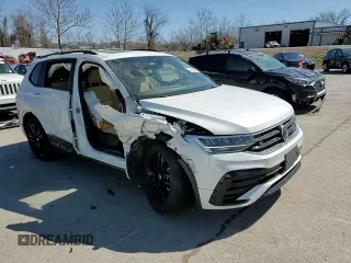 2022 Volkswagen Tiguan SE R-Line Black with VIN 3VVCB7AX7NM058155, listed as a Copart auction lot 49358225 with 28,093 mi miles and Salvage Title. Bid and sale history available at DreamBid. Image 11.