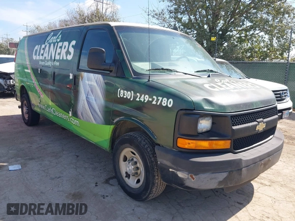 2016 Chevrolet Express Cargo Van with VIN 1GCWGBFF8G1129945, listed as a IAAI auction lot 41679828 with 270,498 mi miles. Bid and sale history available at carsss.com. Image 1.