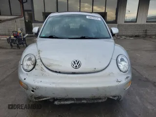 2000 Volkswagen Beetle GLS z VIN 3VWCD21C2YM409242, wystawiony jako Copart lot #46658435 z przebiegiem 90 038 mil mil oraz Szkoda całkowita • Salvage title. Historia ofert i sprzedaży dostępna na DreamBid. Obrazek 5.