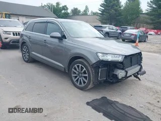 2017 Audi Q7 Prestige z VIN WA1VAAF76HD020992, wystawiony jako IAAI lot #42431221 z przebiegiem 89 717 mil mil oraz . Historia ofert i sprzedaży dostępna na DreamBid. Obrazek 1.