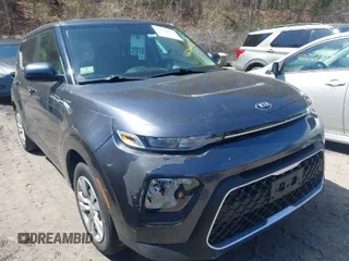 2020 Kia Soul S with VIN KNDJ23AU5L7727308, listed as a IAAI auction lot 42060689 with 62,749 mi miles. Bid and sale history available at carsss.com. Image 1.